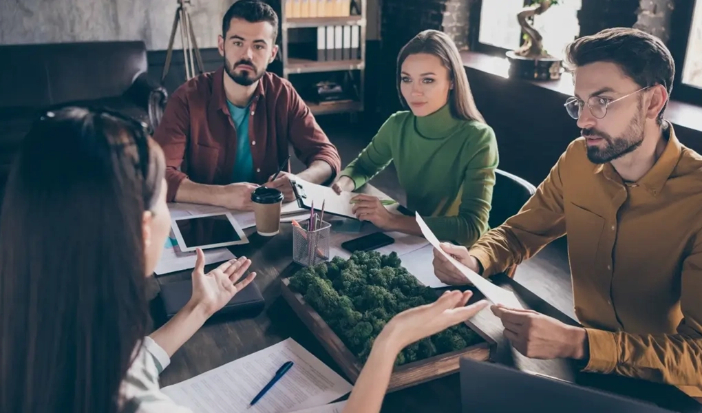 WorkTime helps evaluate new hires.